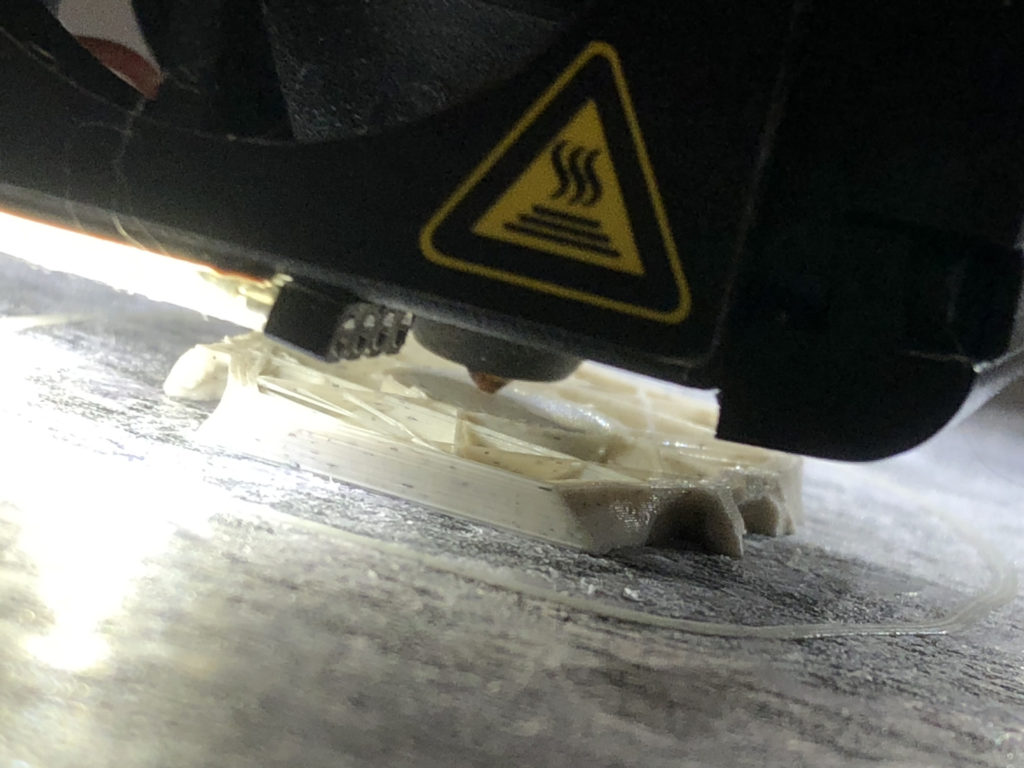 Stop and place magnet being printed over on Ender 3